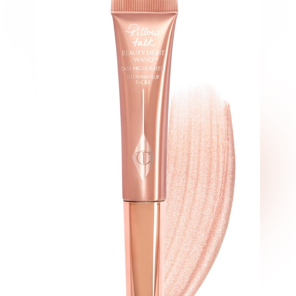 CHARLOTTE TILBURY Pillows talk
BEAUTY LIGHT
WAND